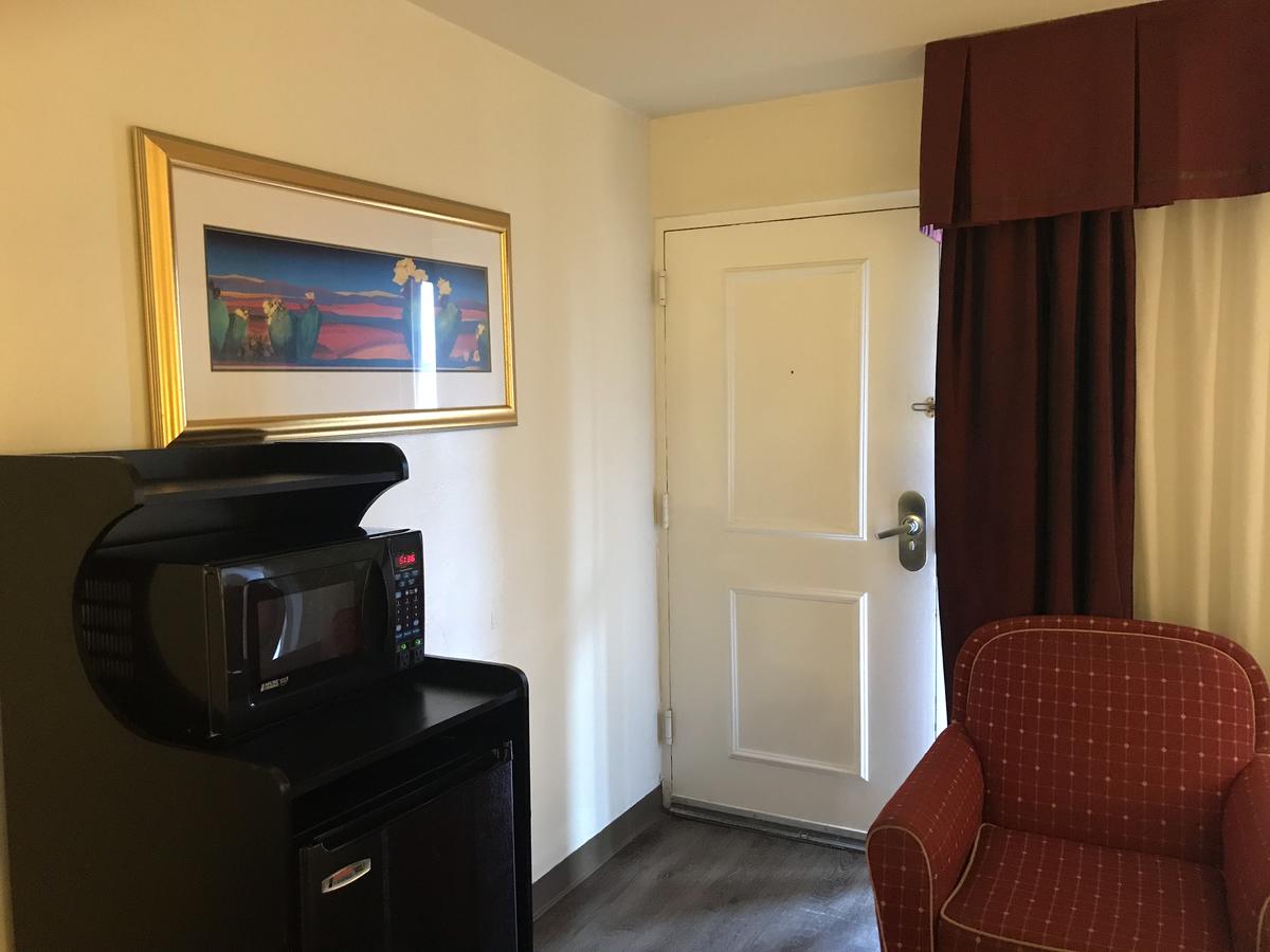 Ramada By Wyndham Las Cruces Hotel & Conference Center - thumb 3
