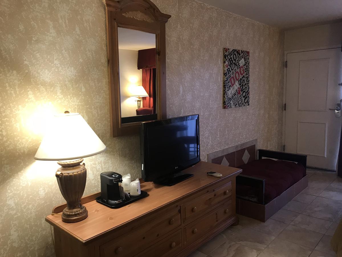 Ramada By Wyndham Las Cruces Hotel & Conference Center - thumb 10