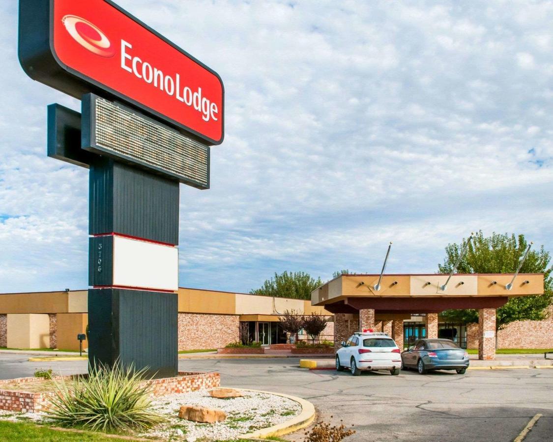 Econo Lodge Carlsbad - thumb 31