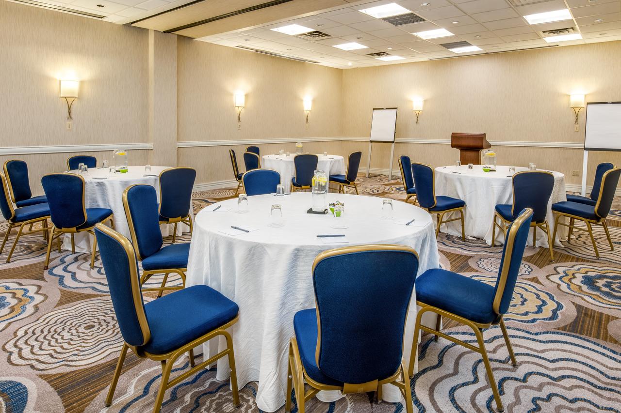 Crowne Plaza Hotel White Plains-Downtown - thumb 3