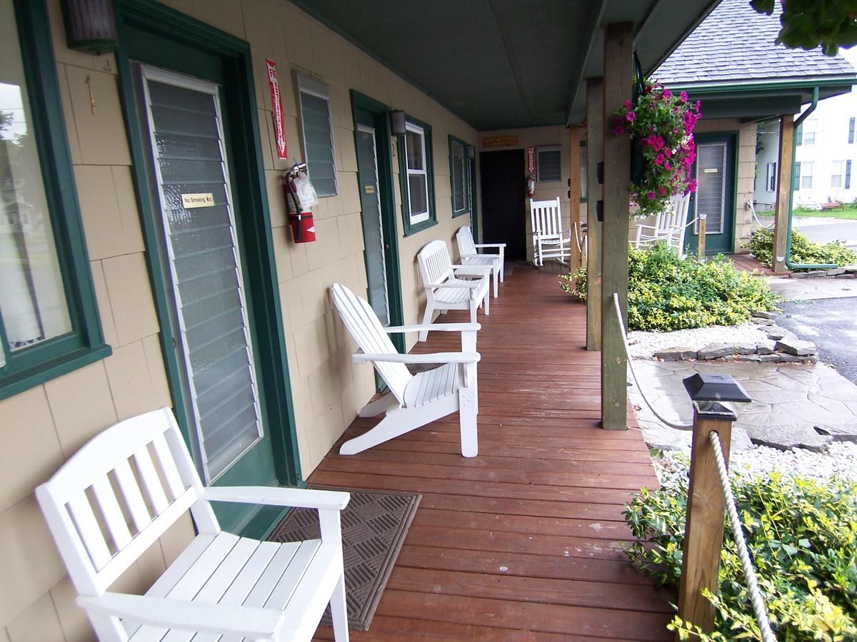 Wooden Boat Inn - thumb 4