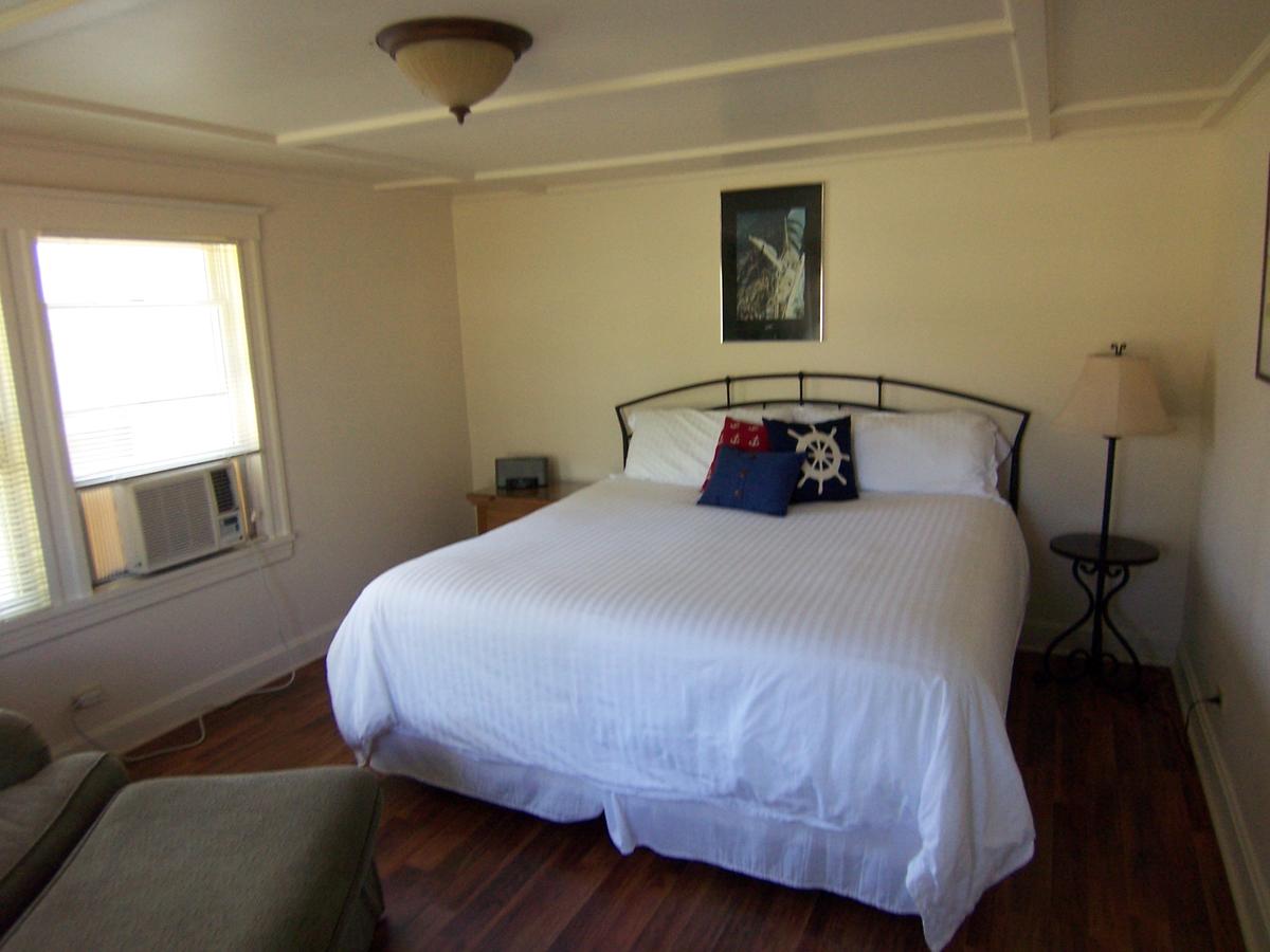 Wooden Boat Inn - thumb 14