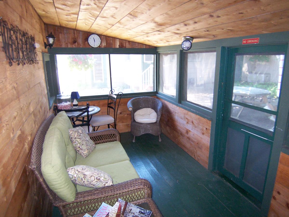 Wooden Boat Inn - thumb 16