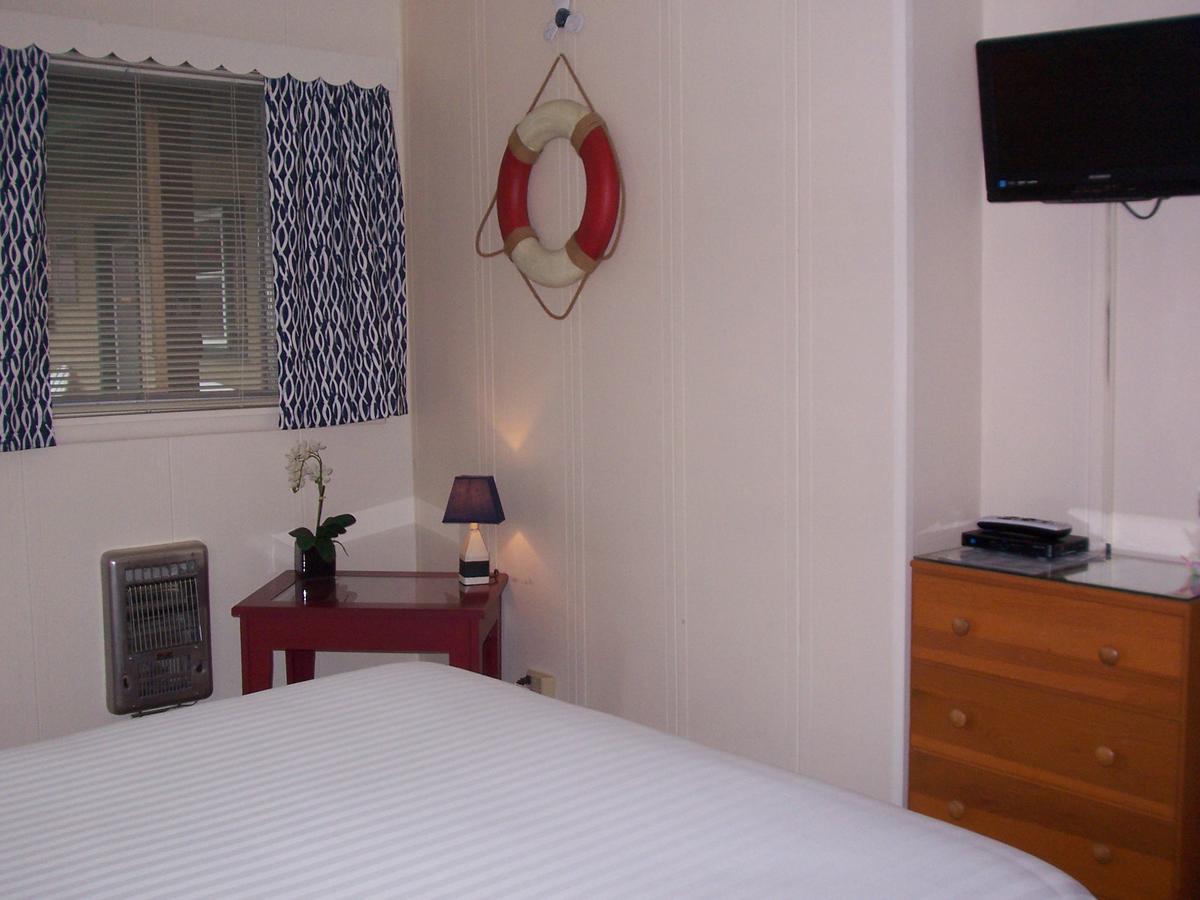 Wooden Boat Inn - thumb 39