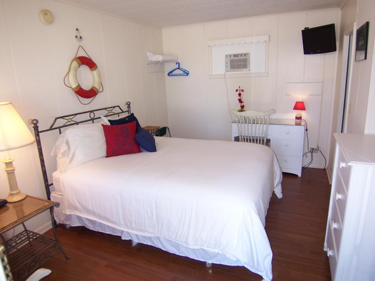 Wooden Boat Inn - thumb 42