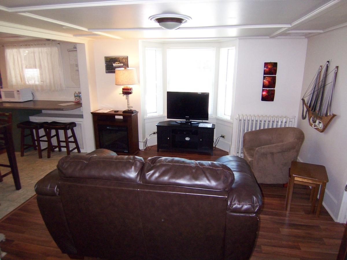 Wooden Boat Inn - thumb 19