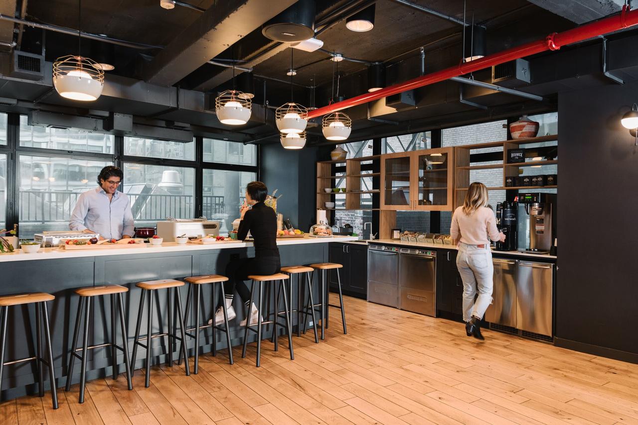 WeLive Wall Street - thumb 14