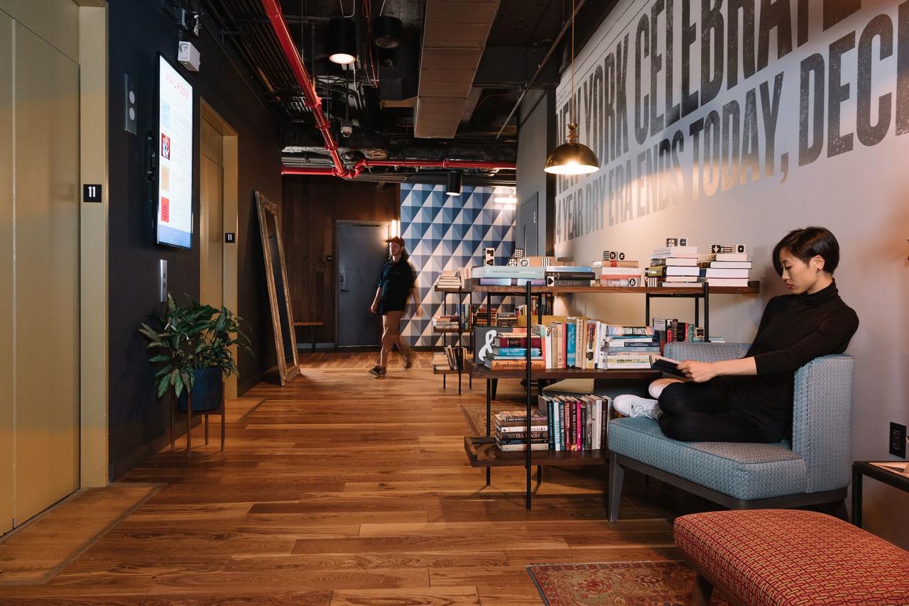 WeLive Wall Street - thumb 18