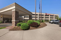 Booking Holtsville Tourism House