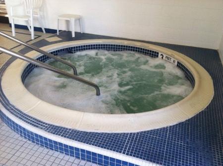 Days Inn & Suites By Wyndham Plattsburgh - thumb 3