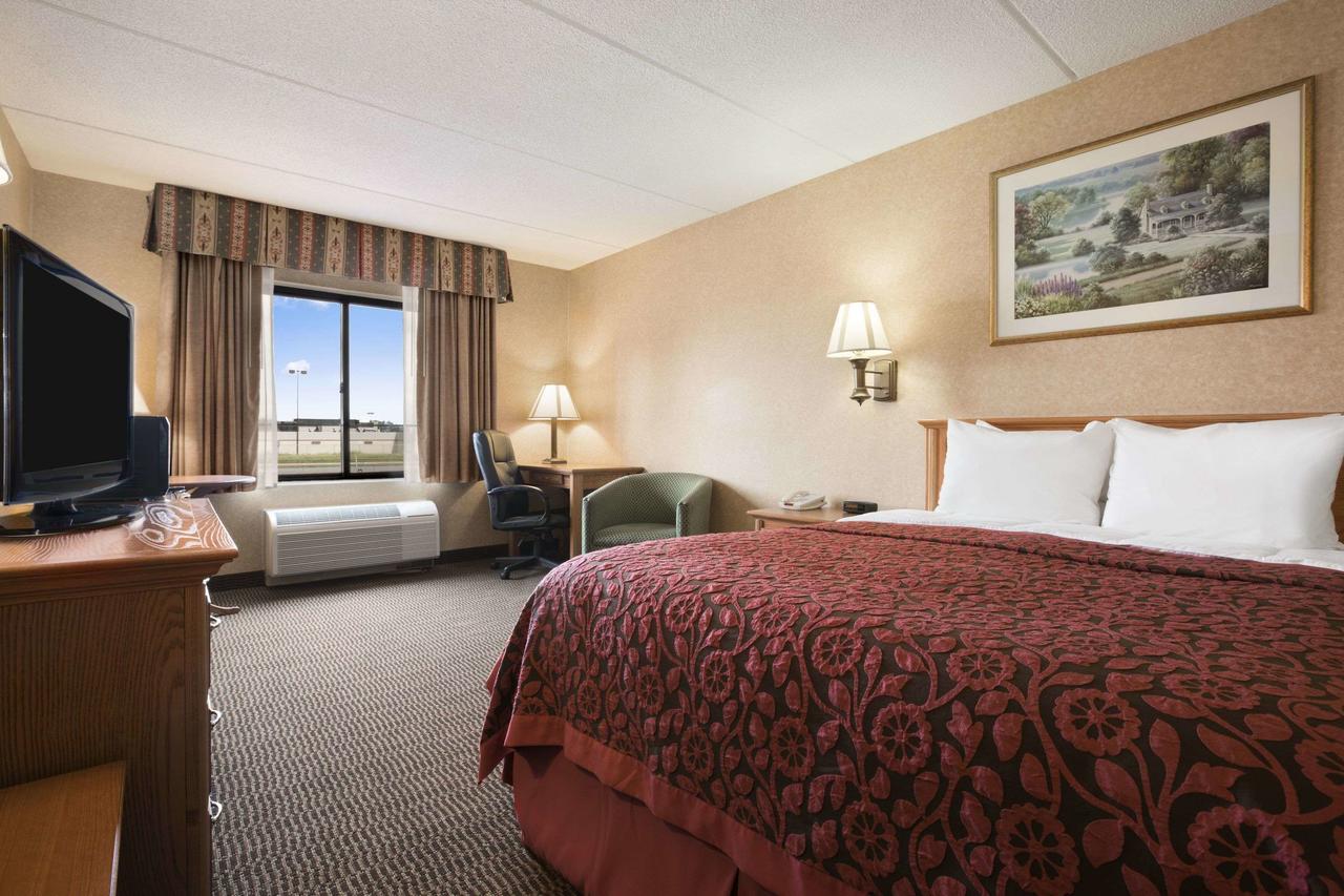 Days Inn & Suites By Wyndham Plattsburgh - thumb 17