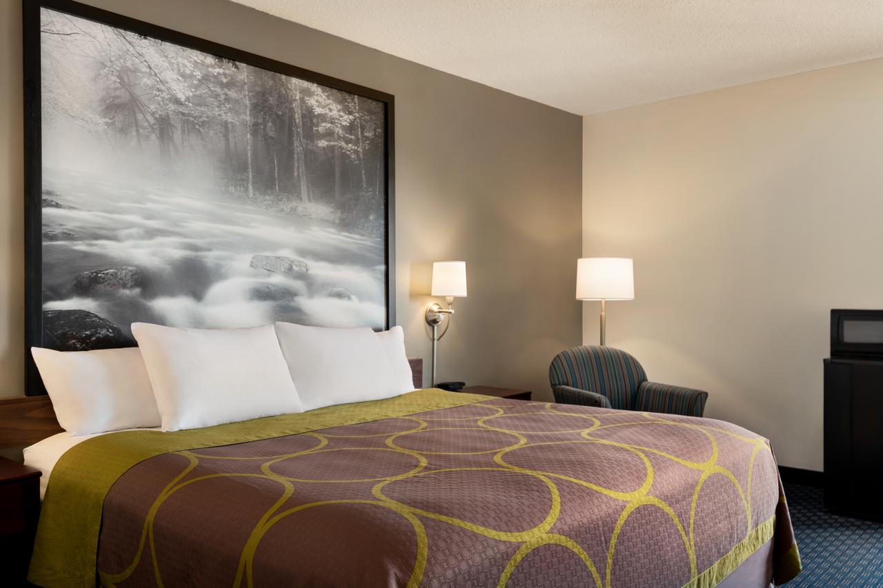 Super 8 By Wyndham Liverpool/Syracuse North Airport - thumb 5