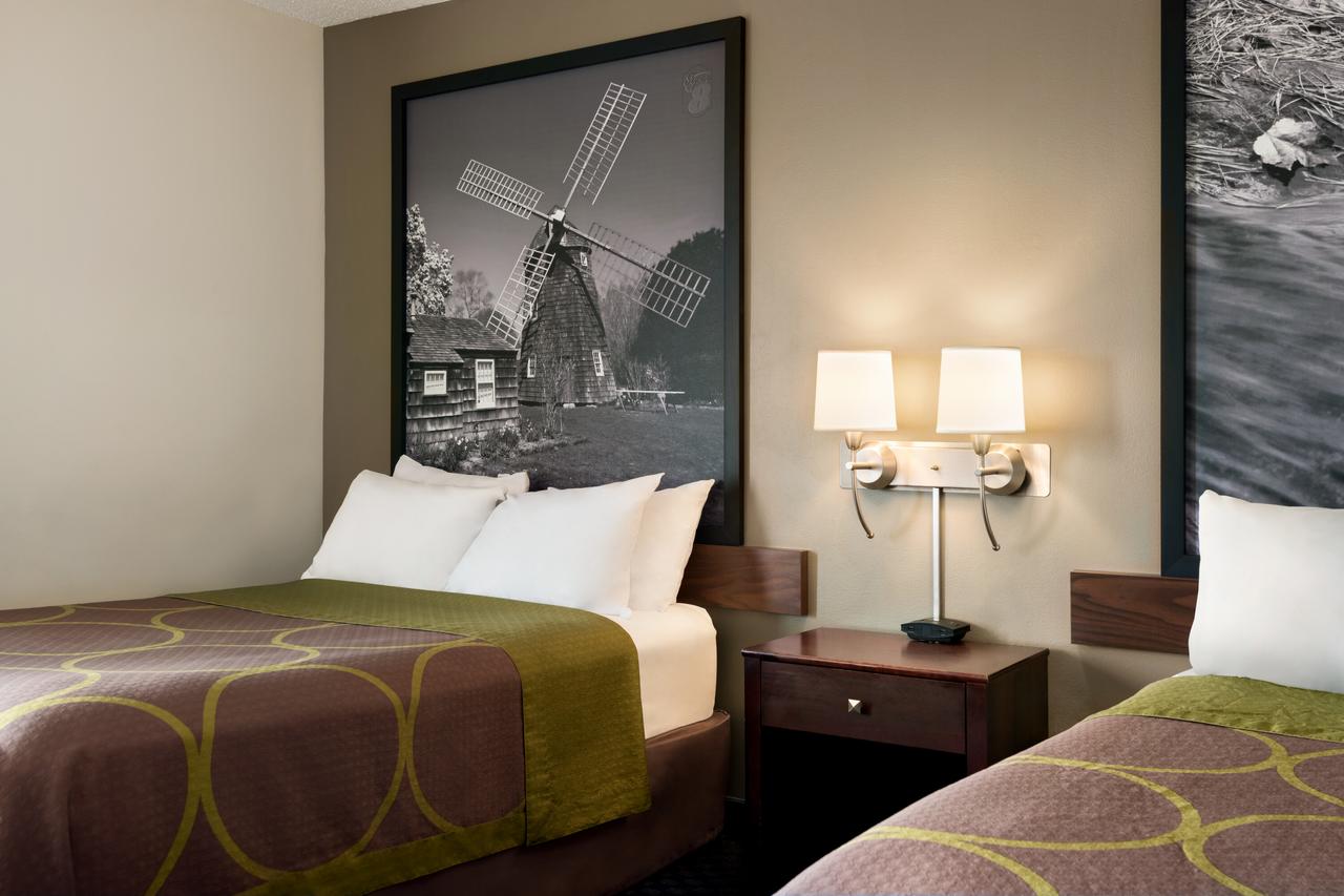 Super 8 By Wyndham Liverpool/Syracuse North Airport - thumb 4