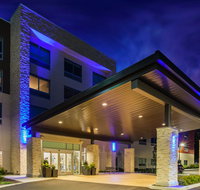 Holiday Inn Express Queensbury-Lake George Area - Tourism House