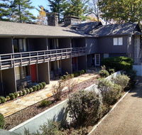 Skyline Lodge and Restaurant - Tourism House