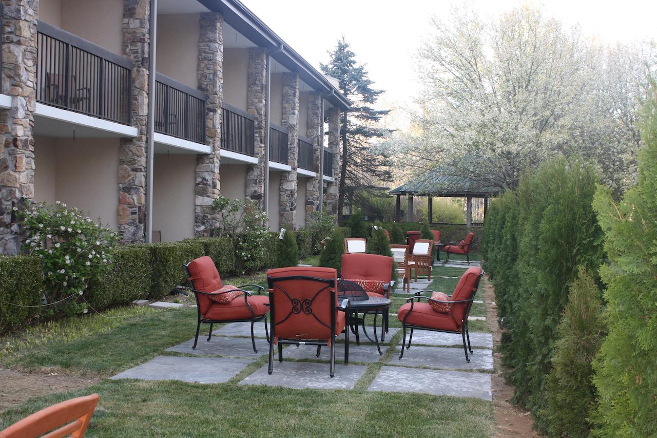 Highlands Inn Lodge - thumb 14