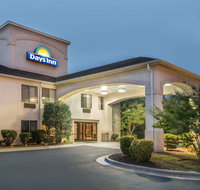Days Inn by Wyndham Burlington East - Tourism House