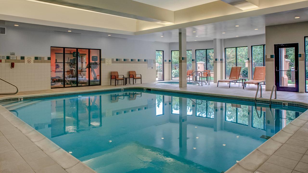 Courtyard High Point - thumb 9