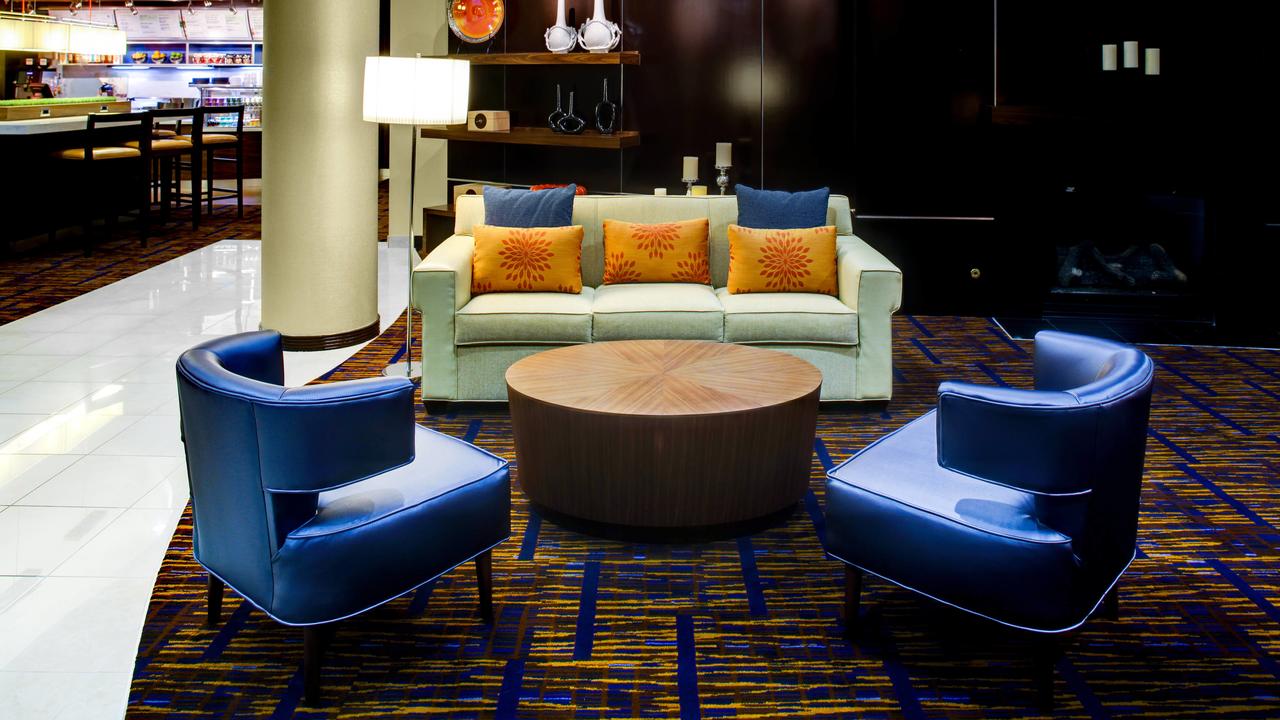 Courtyard High Point - thumb 12