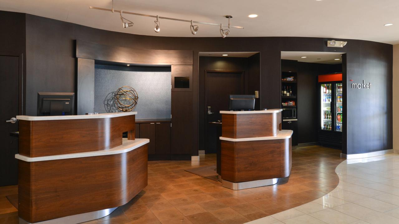 Courtyard High Point - thumb 6