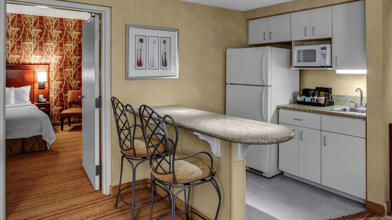 Courtyard High Point - thumb 13