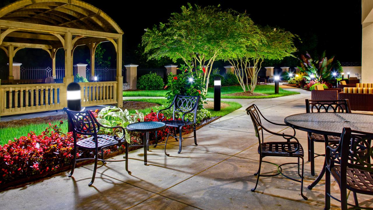 Courtyard High Point - thumb 17