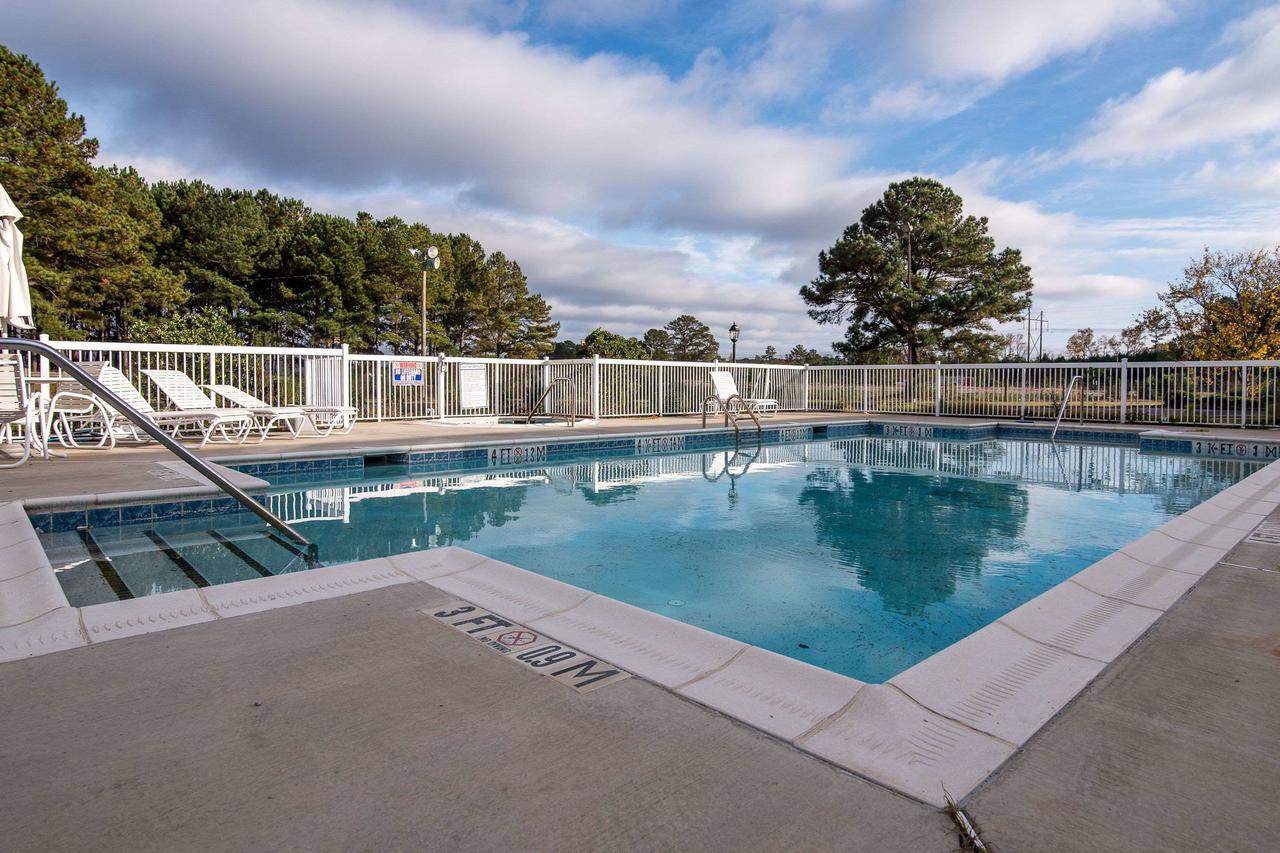 Econo Lodge Selma - thumb 7