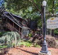 McKinley Edwards Inn - Tourism House