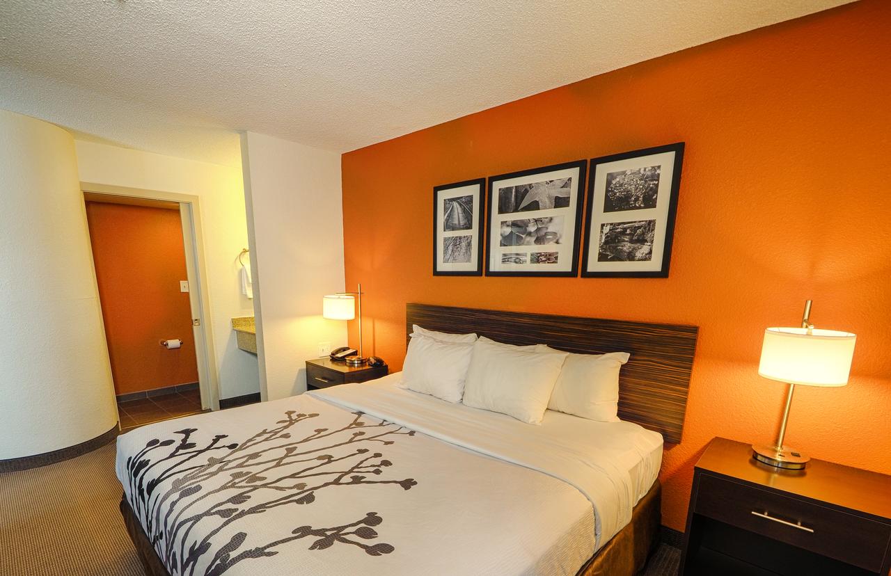 Sleep Inn & Suites Near Ft. Bragg - thumb 4