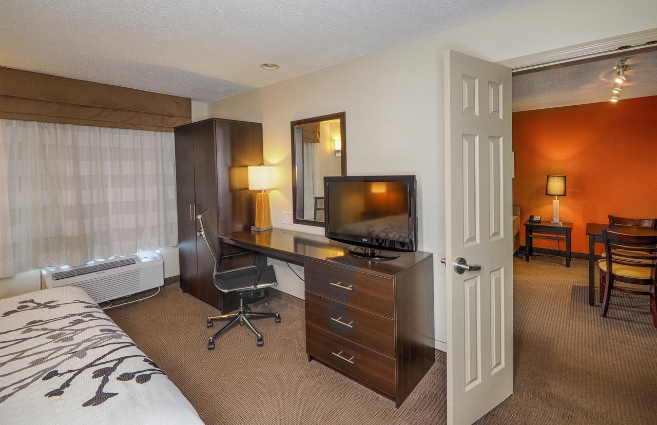 Sleep Inn & Suites Near Ft. Bragg - thumb 3