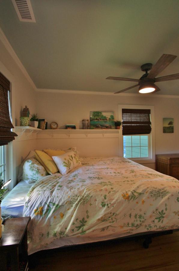 Downtown Hideaway - Green Door - thumb 17