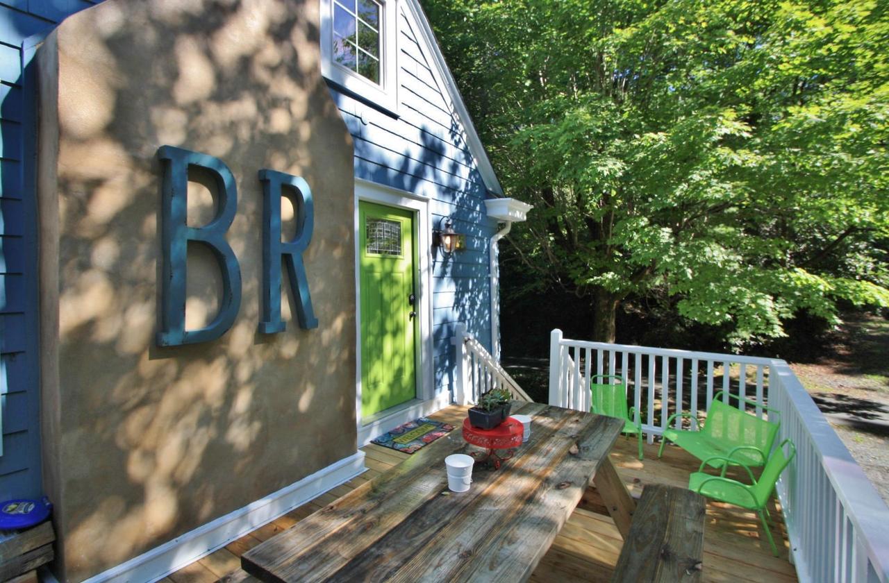 Downtown Hideaway - Green Door - thumb 0