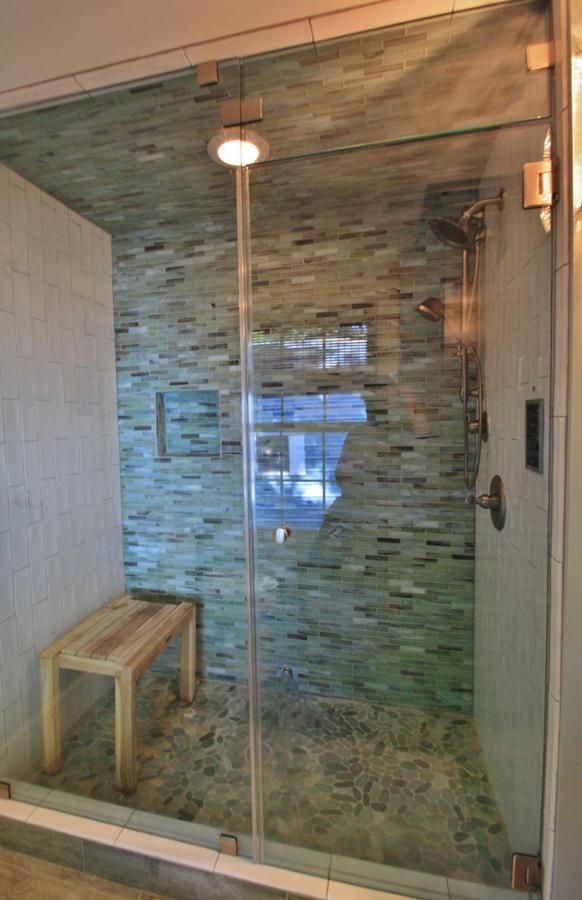 Downtown Hideaway - Green Door - thumb 22