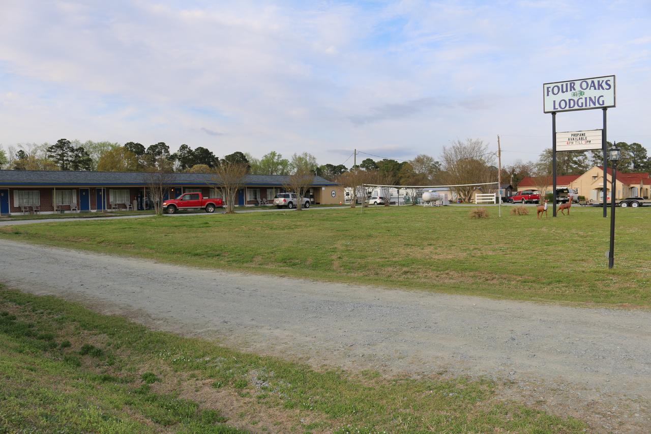 Four Oaks Lodging - thumb 7