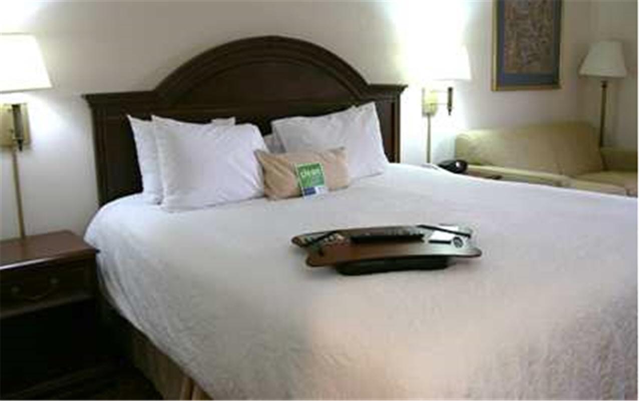 Hampton Inn Wilkesboro - thumb 13