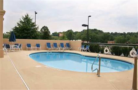 Hampton Inn Wilkesboro - thumb 4