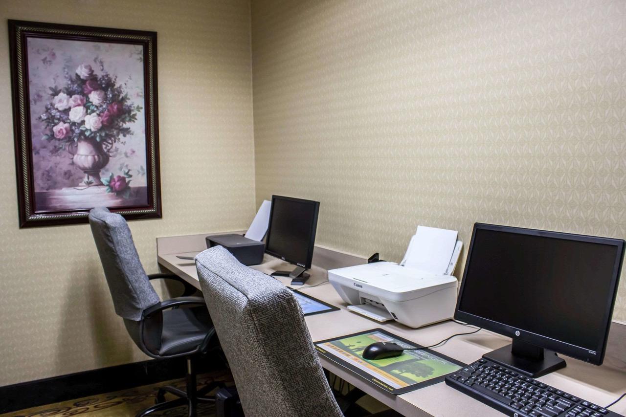 Comfort Inn Smithfield Near I-95 - thumb 32