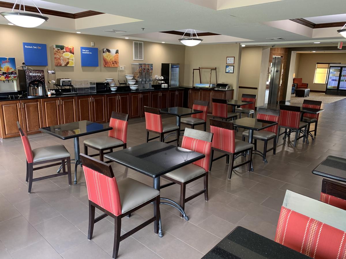 Comfort Inn Smithfield Near I-95 - thumb 6