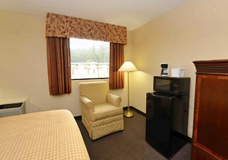 Americas Best Value Inn Smithfield - thumb 37