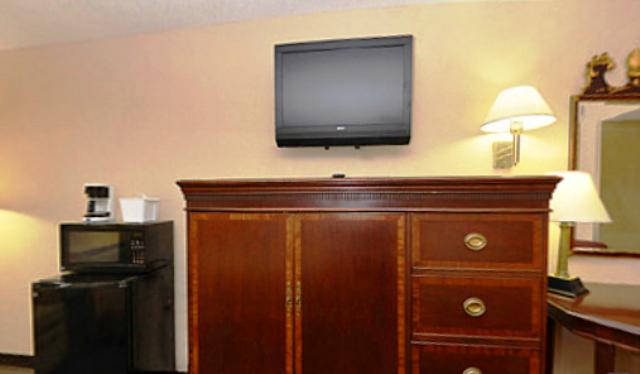 Americas Best Value Inn Smithfield - thumb 31