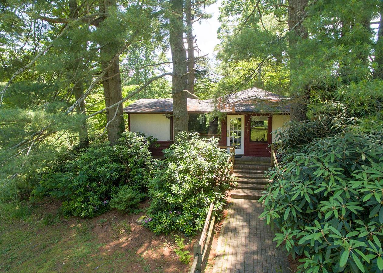 Highland Lake Inn & Resort - Flat Rock - thumb 44