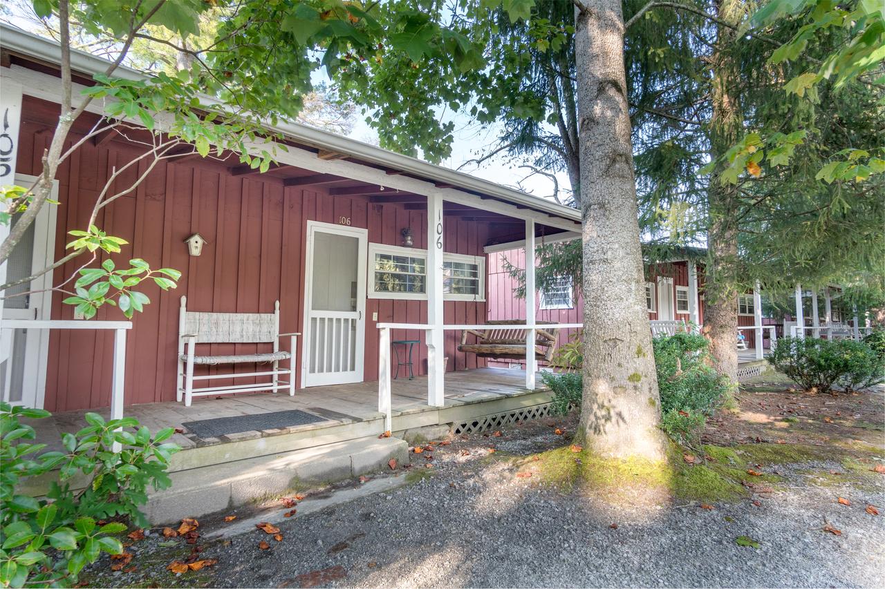 Highland Lake Inn & Resort - Flat Rock - thumb 2