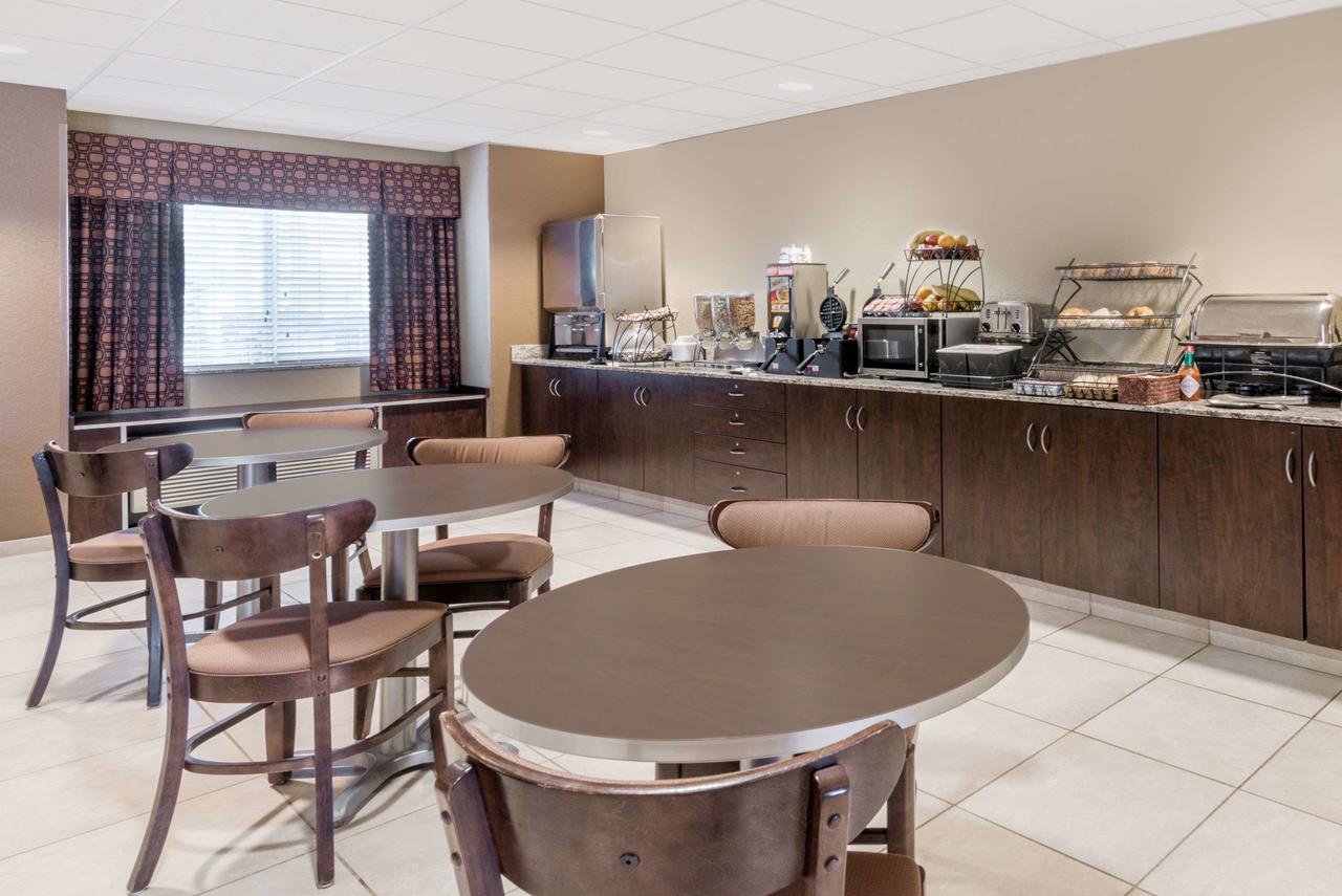 Microtel Inn & Suites By Wyndham Dickinson - thumb 19