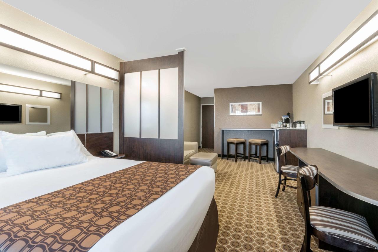 Microtel Inn & Suites By Wyndham Dickinson - thumb 13