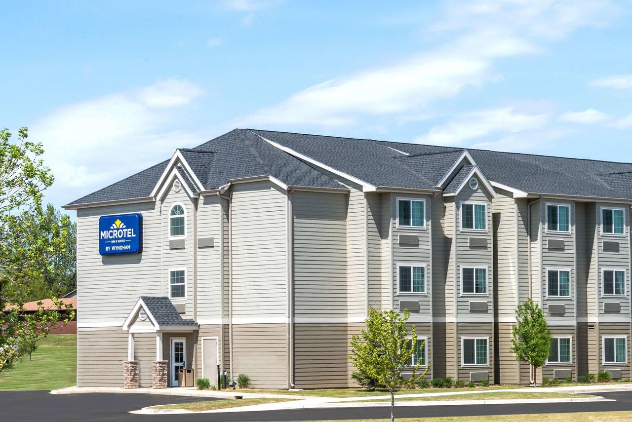 Microtel Inn & Suites By Wyndham Dickinson - thumb 0