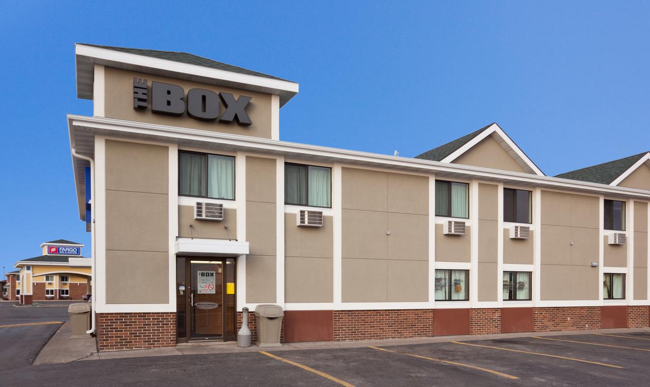 Fargo Inn And Suites - thumb 9