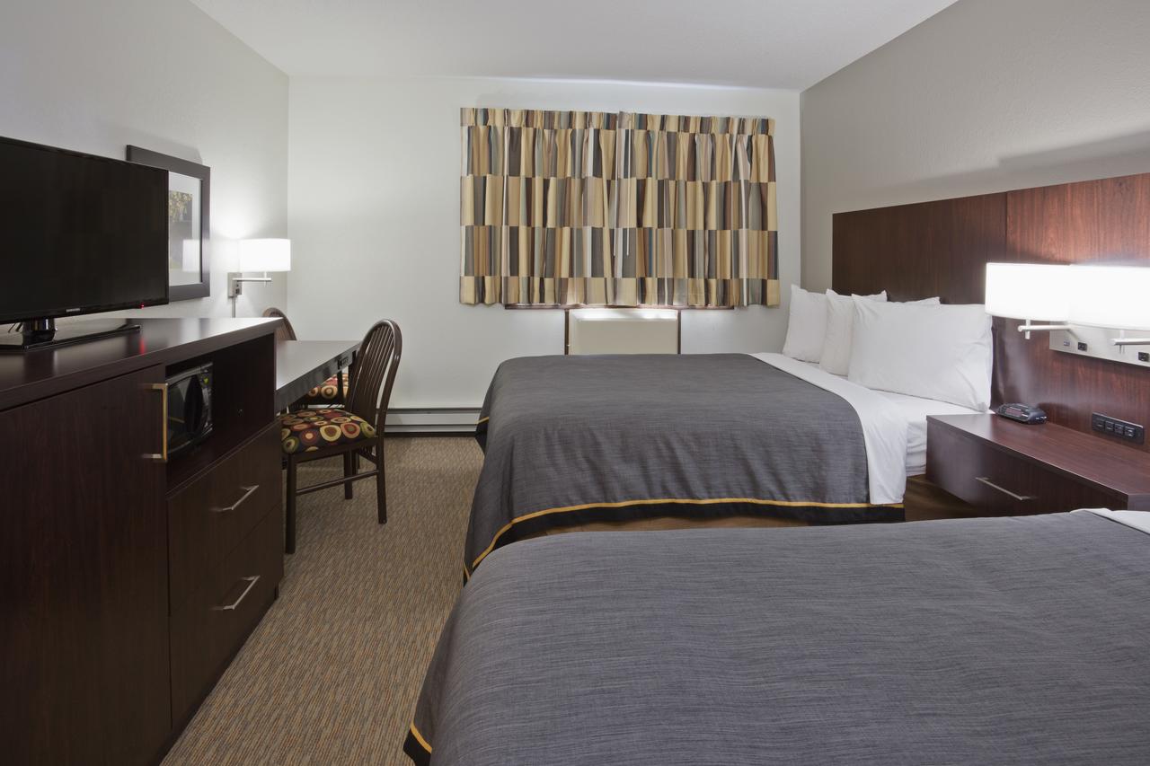 Fargo Inn And Suites - thumb 17