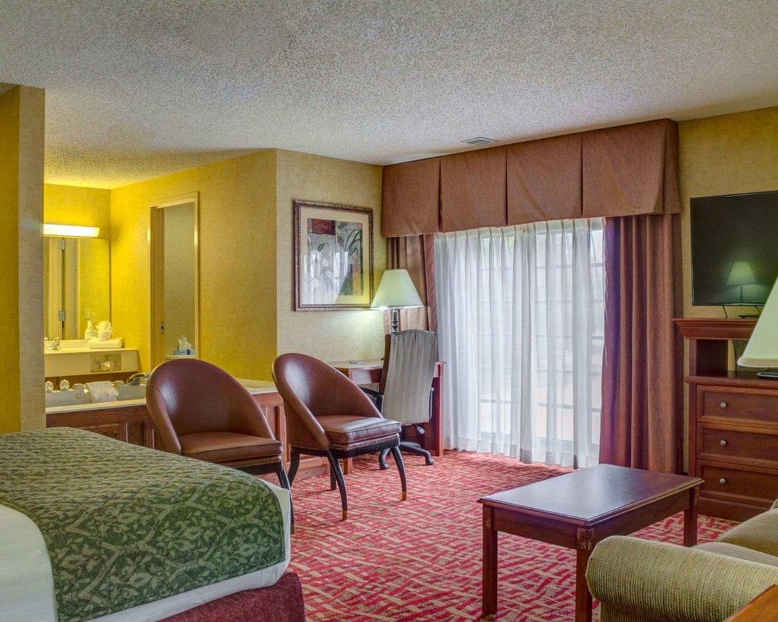 Rodeway Inn Grand Forks - thumb 15