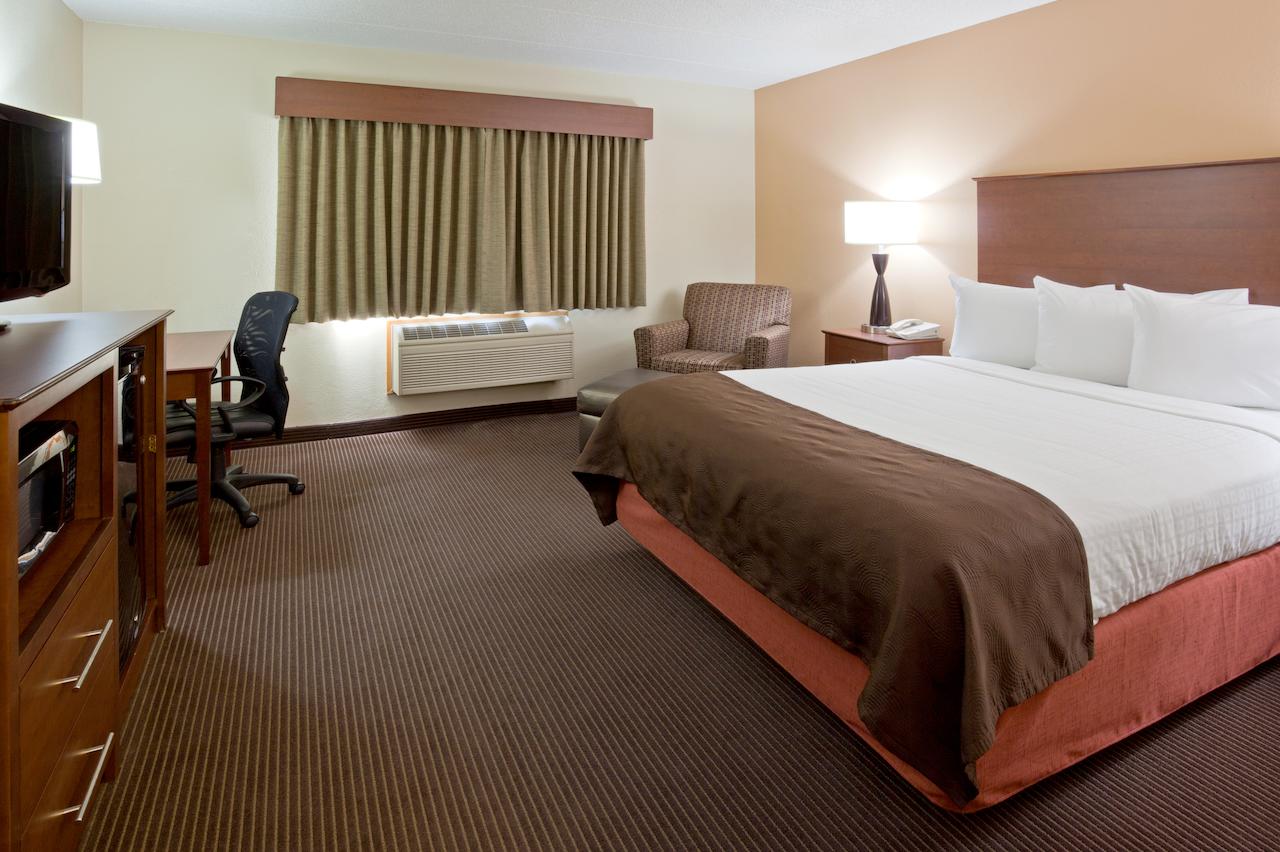 AmericInn By Wyndham Bismarck - thumb 2