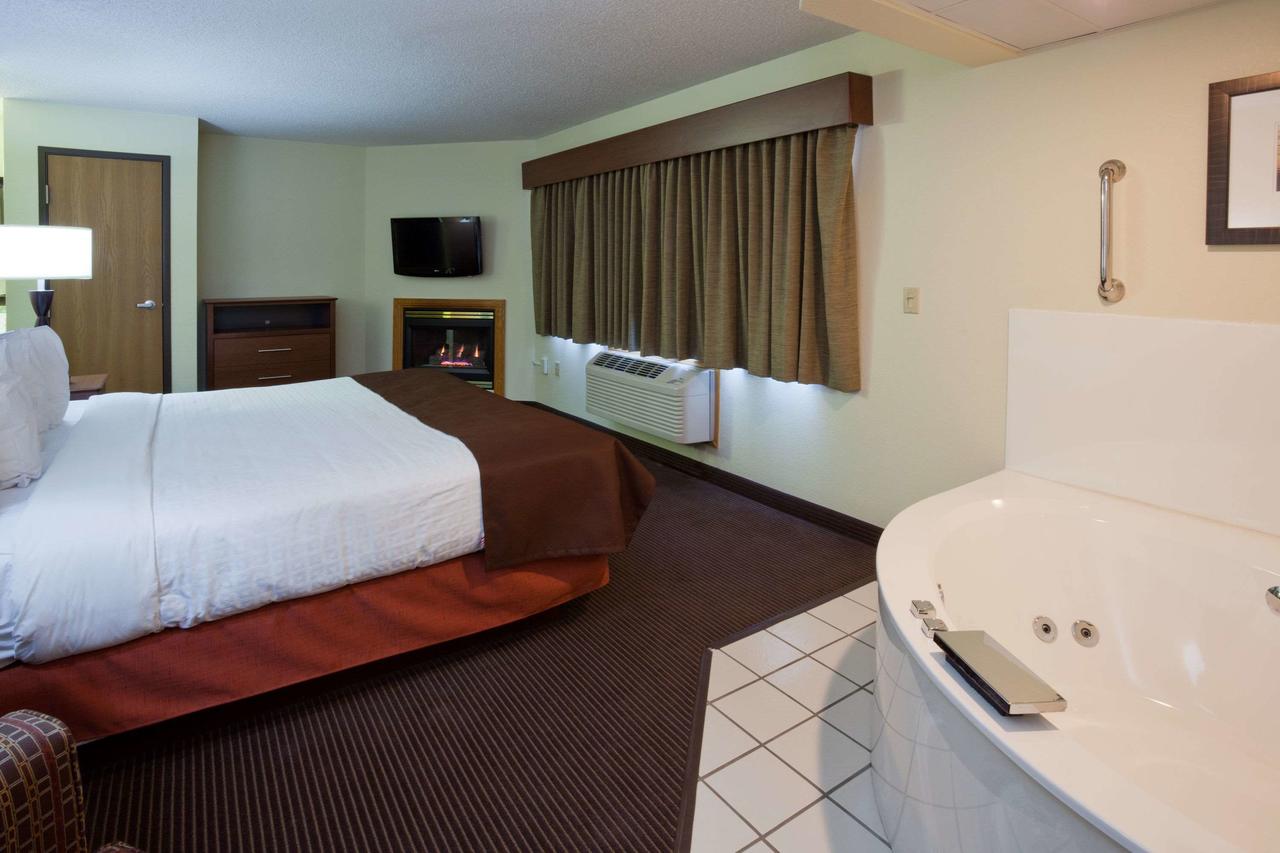 AmericInn By Wyndham Bismarck - thumb 4